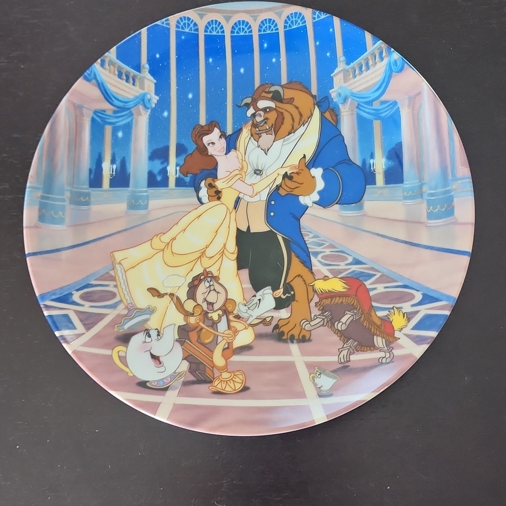 Beauty And The Beast Knowles White Porcelain Collecrors Plate